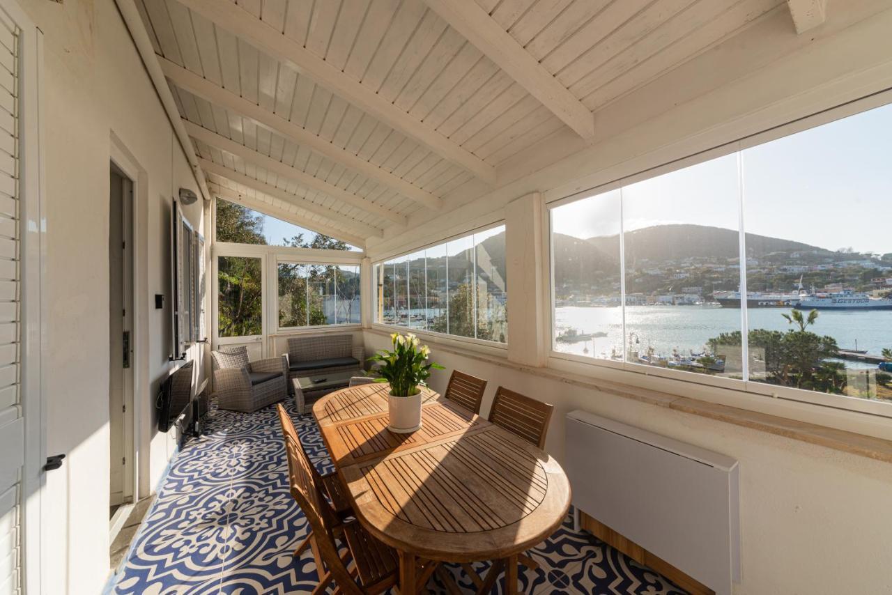 Апартаменты La Casa Sul Porto Искья Экстерьер фото